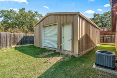 1003 Royal Lane, Graham, TX 76450 - Photo 31