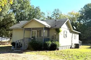 1480 10th St NE, Paris, TX 75460 - Photo 1