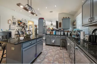 7104 Radcliff Drive, Dallas, TX 75227 - Photo 5