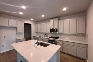 2012 Velora Dr, Fort Worth, TX 76052 - Photo 5