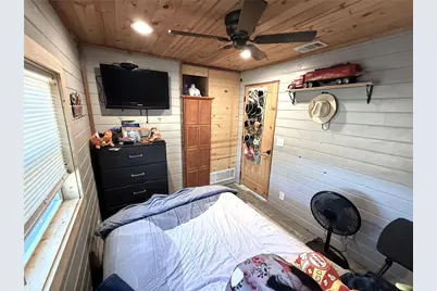 18407 Farm Market 137, Roxton, TX 75477 - Photo 17