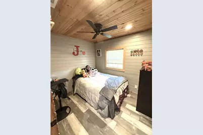 18407 Farm Market 137, Roxton, TX 75477 - Photo 15