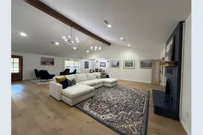 1009 Rochelle Boulevard, Irving, TX 75062 - Photo 5