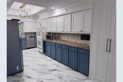 1009 Rochelle Boulevard, Irving, TX 75062 - Photo 9