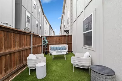 2656 El Camino Lane, Dallas, TX 75212 - Photo 33