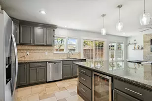 2102 Statler Dr, Carrollton, TX 75007 - Photo 5