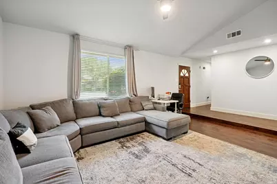 2102 Statler Drive, Carrollton, TX 75007 - Photo 13