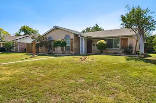 2102 Statler Dr, Carrollton, TX 75007 - Photo 1