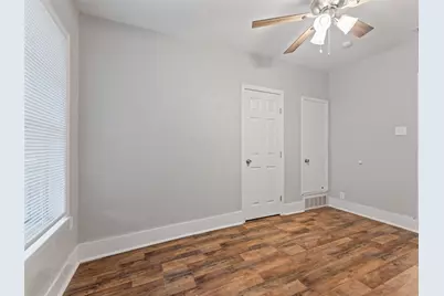 2610 Columbus Avenue, Fort Worth, TX 76164 - Photo 9