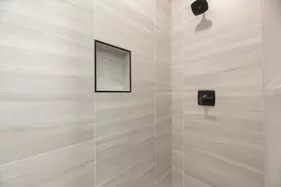 4060 Spring Valley Rd, Farmers Branch, TX 75244 - Photo 15