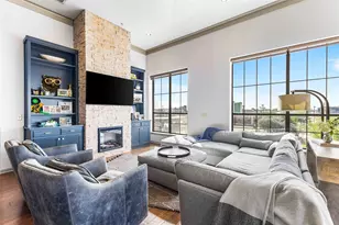 330 Austin Ave, Waco, TX 76701 - Photo 9