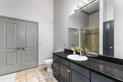 330 Austin Avenue #322, Waco, TX 76701 - Photo 27