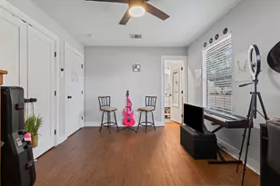 1405 Speight Ave, Waco, TX 76706 - Photo 11