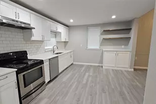 709 Beech St, Bonham, TX 75418 - Photo 5