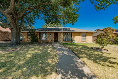 111 Meadowcreek Drive, Duncanville, TX 75137 - Photo 1