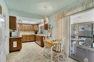 2103 Bordeaux Dr, Carrollton, TX 75007 - Photo 11