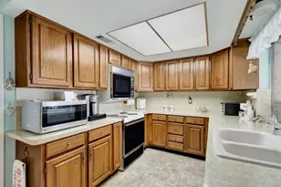 2103 Bordeaux Dr, Carrollton, TX 75007 - Photo 13