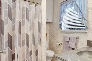 2103 Bordeaux Dr, Carrollton, TX 75007 - Photo 17