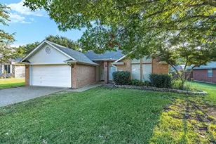 1016 N Carolina Ave, Midlothian, TX 76065 - Photo 3