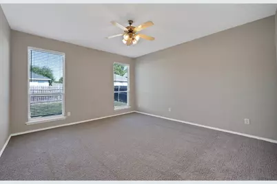 900 Pebblecreek Drive, Burleson, TX 76028 - Photo 17