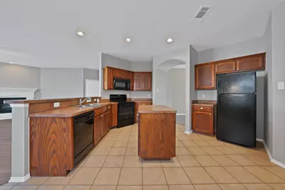 900 Pebblecreek Drive, Burleson, TX 76028 - Photo 31