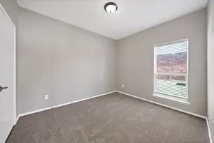 900 Pebblecreek Dr, Burleson, TX 76028 - Photo 27