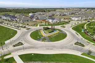 1000 Sunflower St, Crowley, TX 76036 - Photo 11