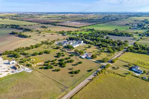 6270 Woodard Ave, Cleburne, TX 76033 - Photo 31