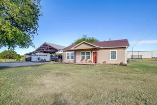 6270 Woodard Ave, Cleburne, TX 76033 - Photo 5