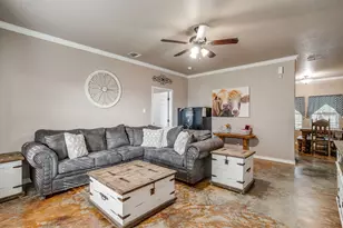 6270 Woodard Ave, Cleburne, TX 76033 - Photo 9