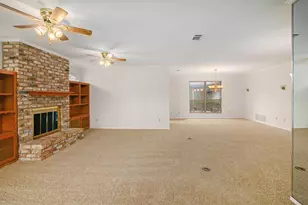 5118 Ledgestone Dr, Fort Worth, TX 76132 - Photo 3