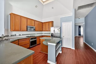 5101 Stonecrest Drive, McKinney, TX 75071 - Photo 9