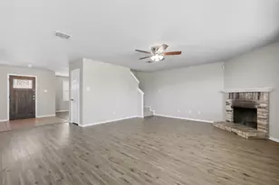 701 S Heights Dr, Crowley, TX 76036 - Photo 7