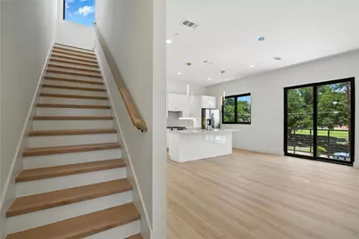 1425 N Garrett Avenue #110, Dallas, TX 75206 - Photo 13