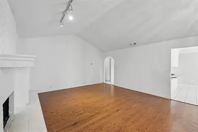 3836 Wedgworth Road S, Fort Worth, TX 76133 - Photo 9