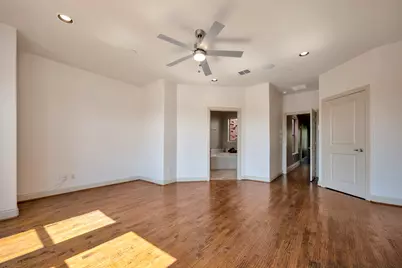 614 E 1st Street, Fort Worth, TX 76102 - Photo 27