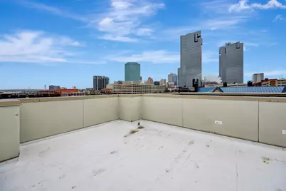 614 E 1st Street, Fort Worth, TX 76102 - Photo 3