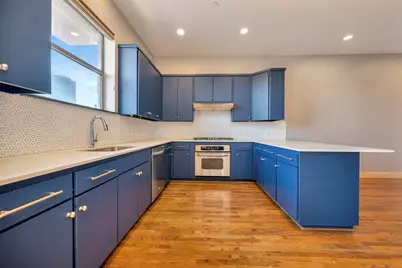 614 E 1st Street, Fort Worth, TX 76102 - Photo 17