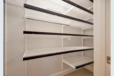 614 E 1st Street, Fort Worth, TX 76102 - Photo 9