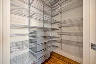 614 E 1st St, Fort Worth, TX 76102 - Photo 21