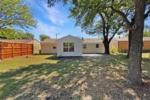 2813 E 15th St, Plano, TX 75074 - Photo 21