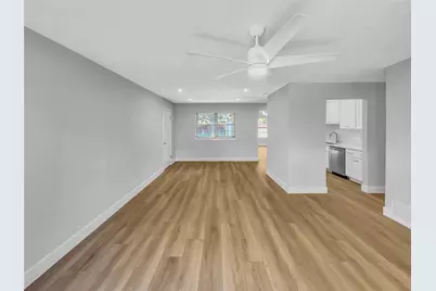 2813 E 15th Street, Plano, TX 75074 - Photo 9