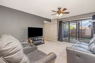 2926 Hunters Point Ln, Carrollton, TX 75007 - Photo 13