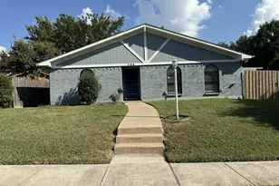 306 Ivy Way, Garland, TX 75043 - Photo 1