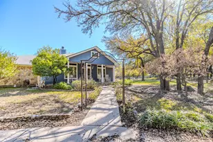 915 Live Oak Cir, Hico, TX 76457 - Photo 3