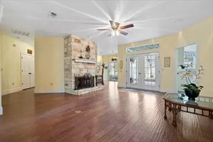 915 Live Oak Cir, Hico, TX 76457 - Photo 11