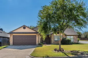 4100 Staghorn Cir N, Fort Worth, TX 76137 - Photo 5