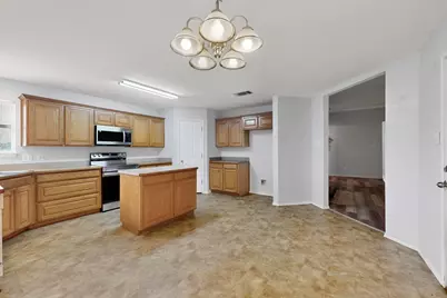 729 Ridgehill Drive, Burleson, TX 76028 - Photo 9