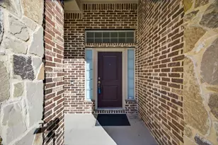 7529 Zinnia Ln, Forest Hill, TX 76140 - Photo 5