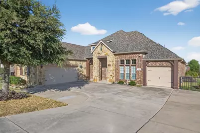 7529 Zinnia Lane, Forest Hill, TX 76140 - Photo 3
